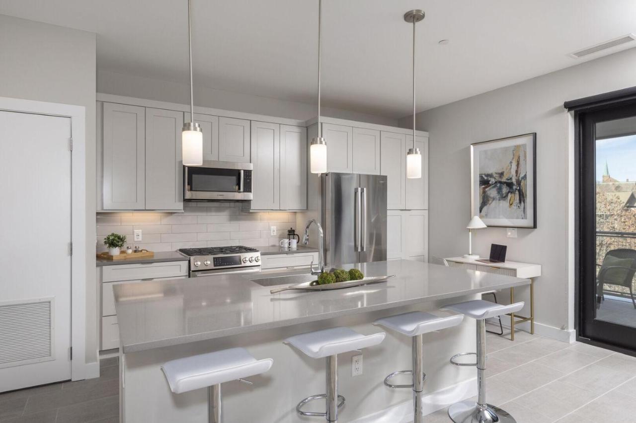 145 Biltmore Ave 1e0c *